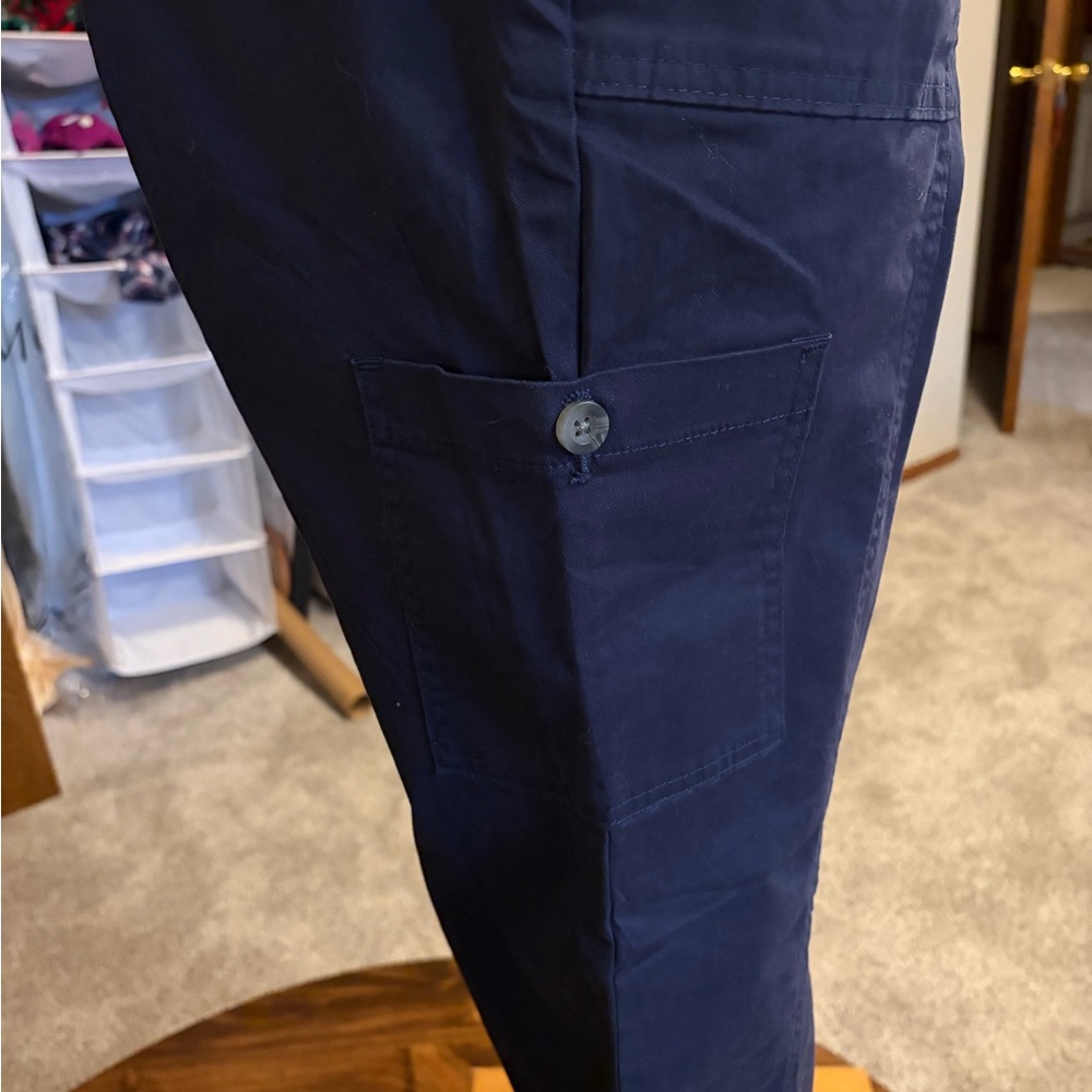 Lee Women’s Navy Blue Utility Pants
16W Long - Picture 2 of 10